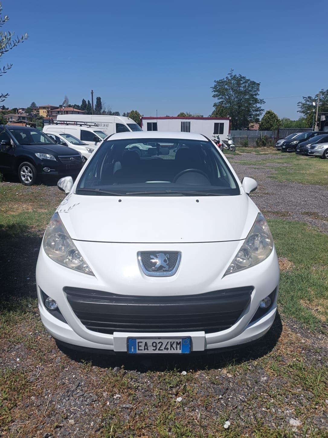 Peugeot 207 1.4 8V 75CV 5p. X Line ECO GPL