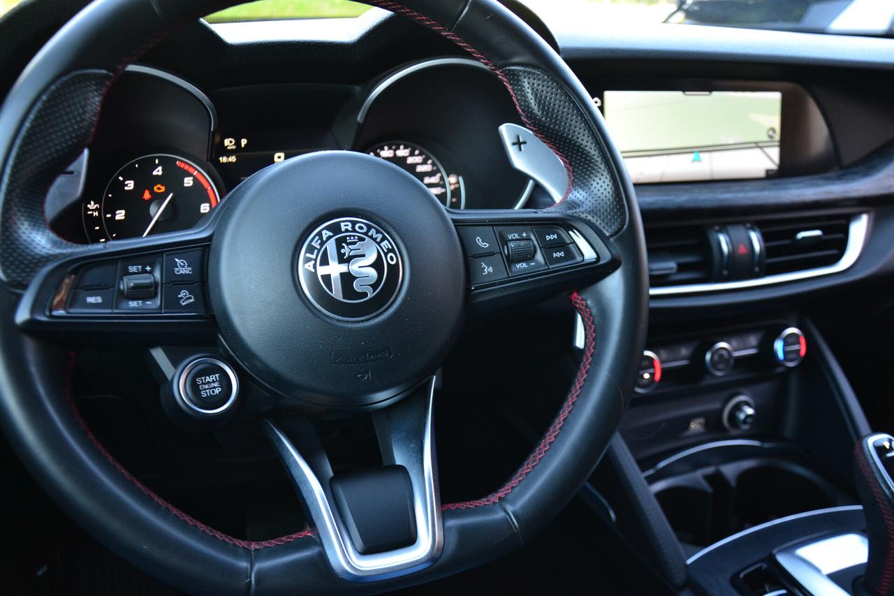 Alfa Romeo Stelvio 2.2 160CV AT8 **PREZZO VERO**LED-NAV-RCAM+PDC