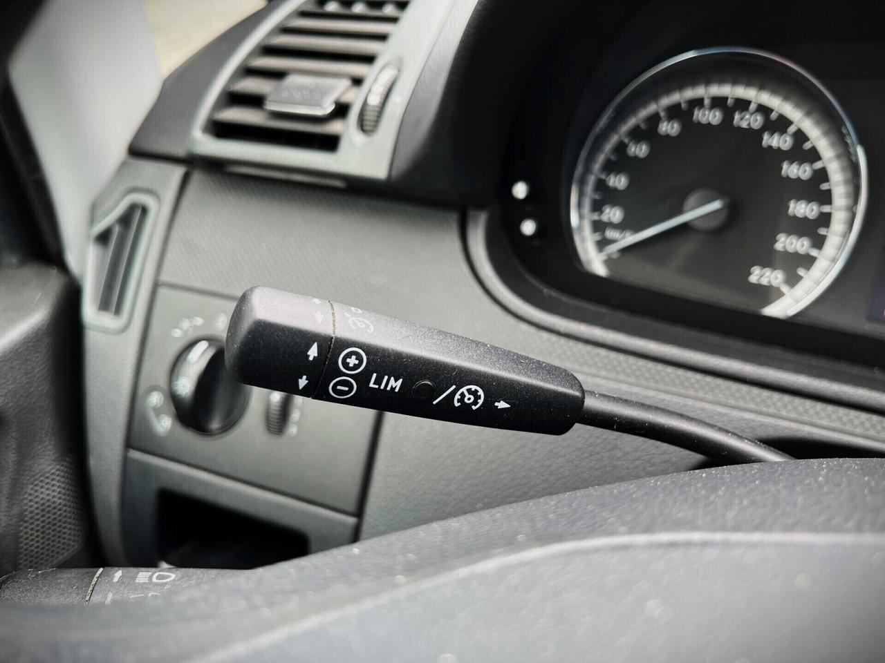 Mercedes-benz Vito 2.2 113 CDI 9 POSTI (136 CV)