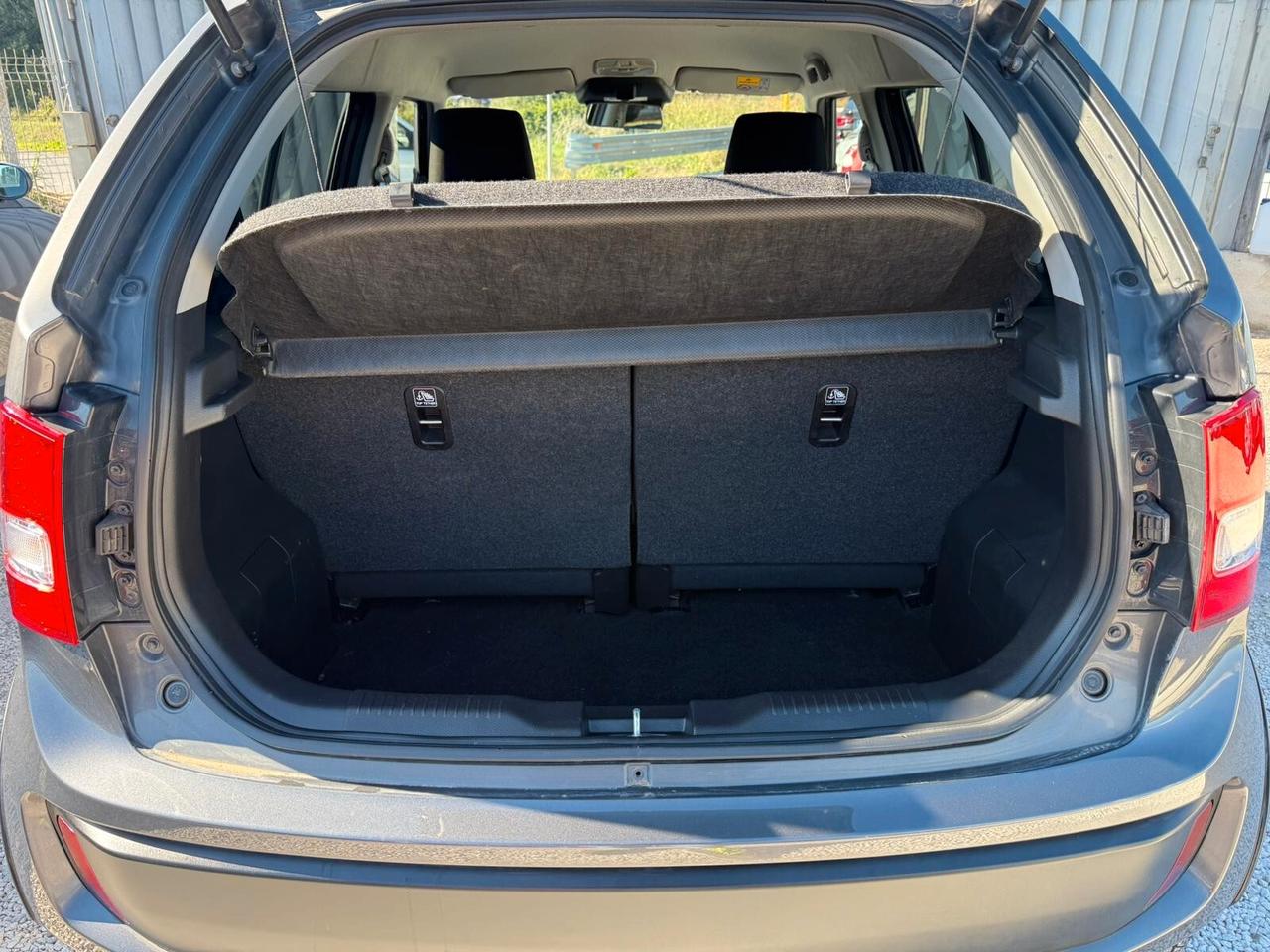 Suzuki Ignis 1.2 Hybrid Top