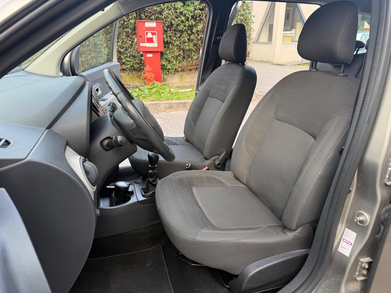 Dacia Lodgy 1.5 dCi 8V 110CV 5 posti Lauréate