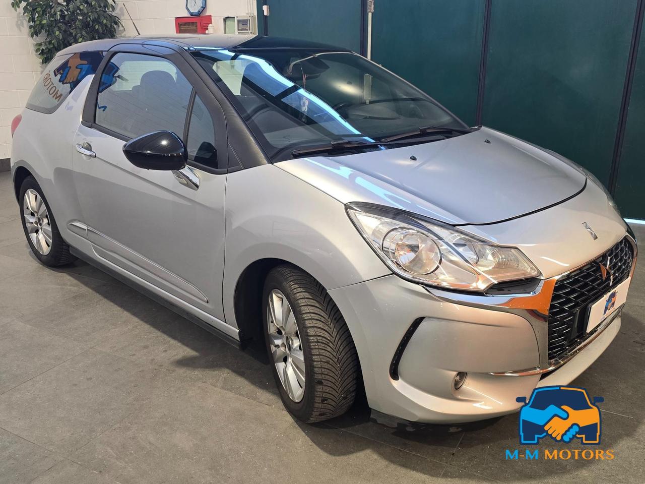 DS DS3 1.6 bluehdi So Chic 75cv my16