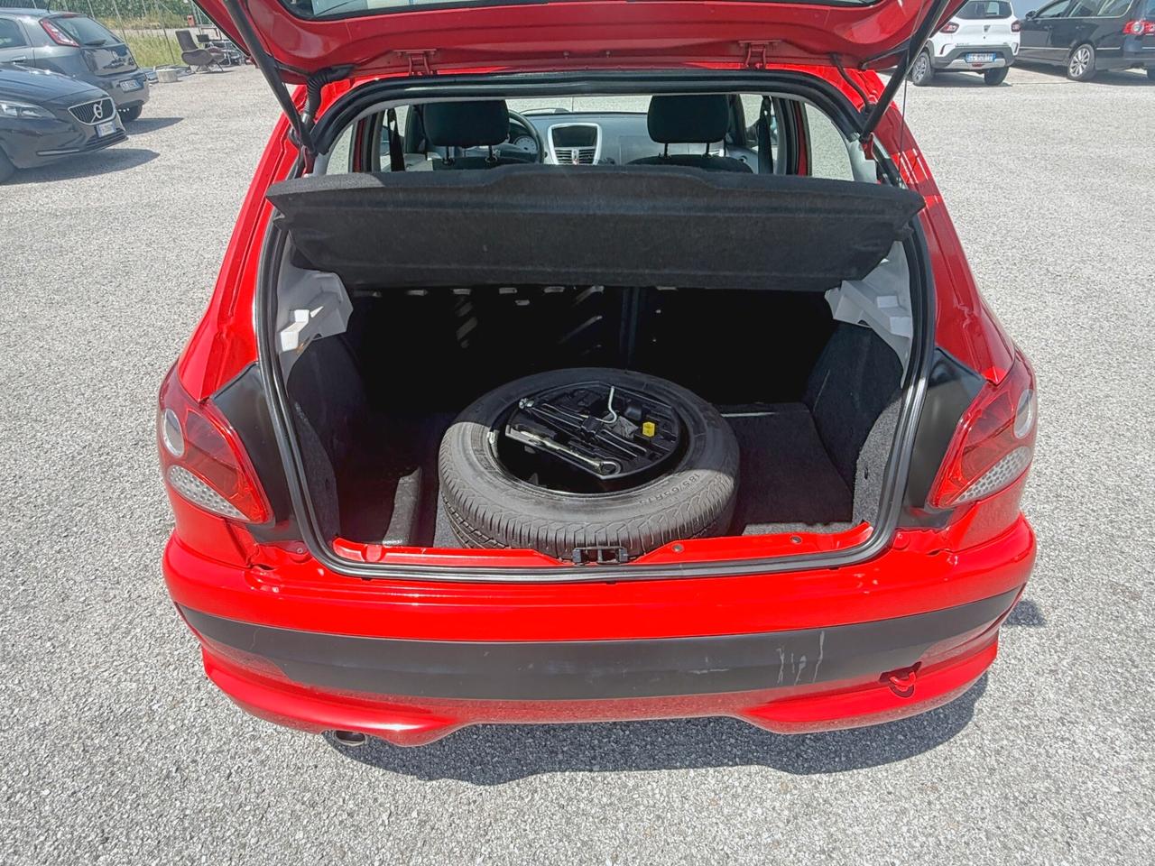 Peugeot 206 Plus 1.1 60CV 5p. Urban ECO GPL