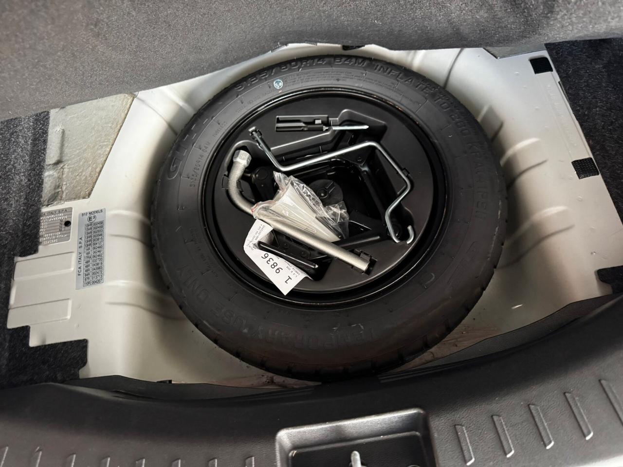 Lancia Ypsilon 1.0 FireFly 5 porte S&S Hybrid Ecochic Gold