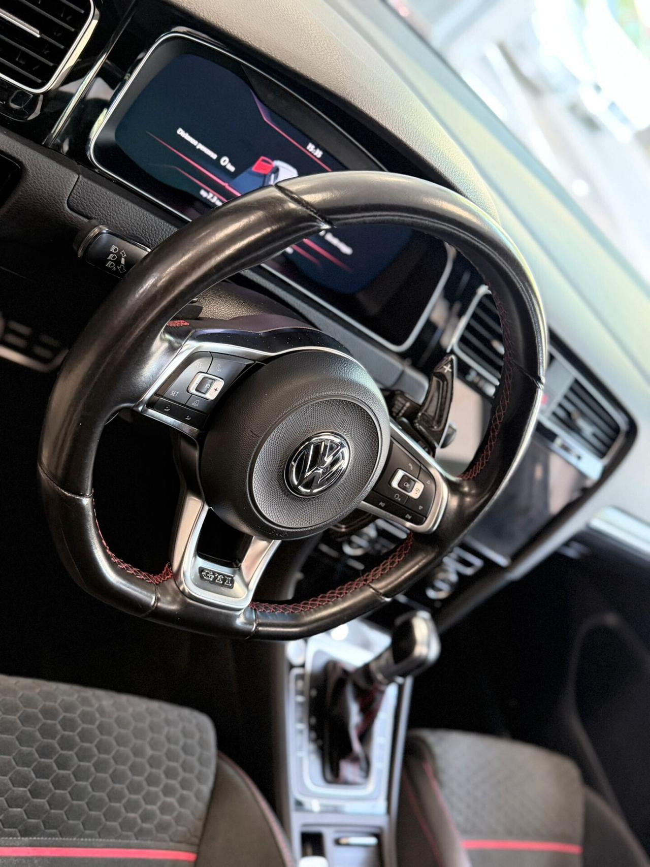 Volkswagen Golf GTI Performance 2.0 245 CV TSI 5p. BMT