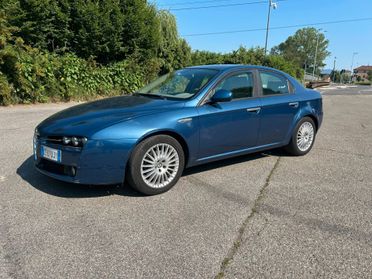 Alfa Romeo 159 1.9 JTDm berlina