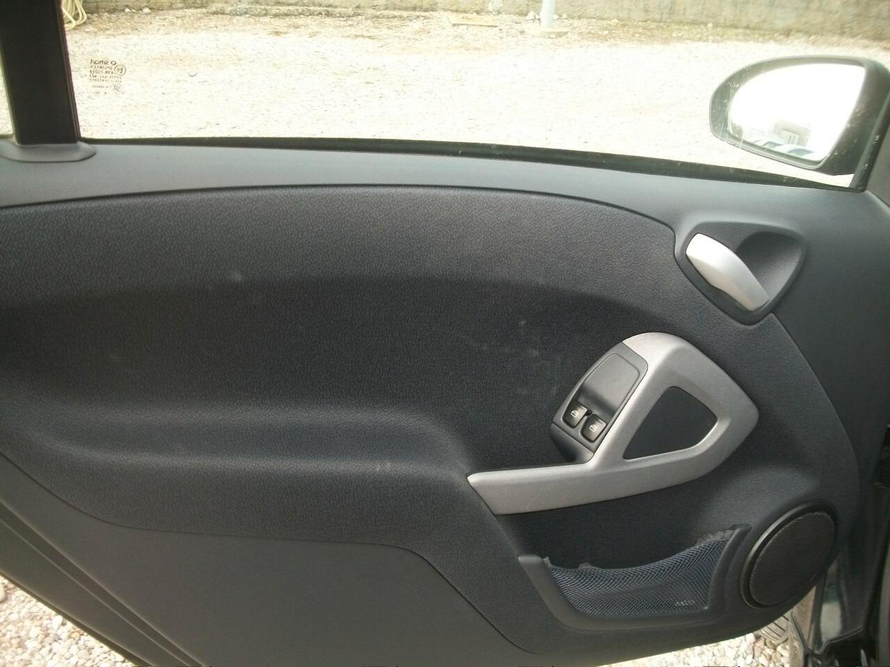 Smart ForTwo 800 40 kW coupé teen cdi special edition CANBIO AUTOMATICO E SEQUENZIALE,, E F1,, AL VOLANTE