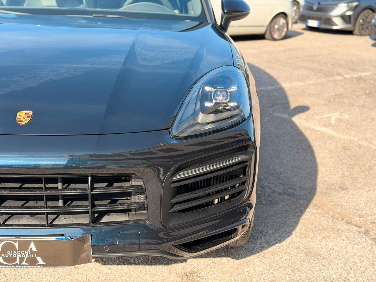 Porsche Cayenne 3.0 e-hybrid tiptronic