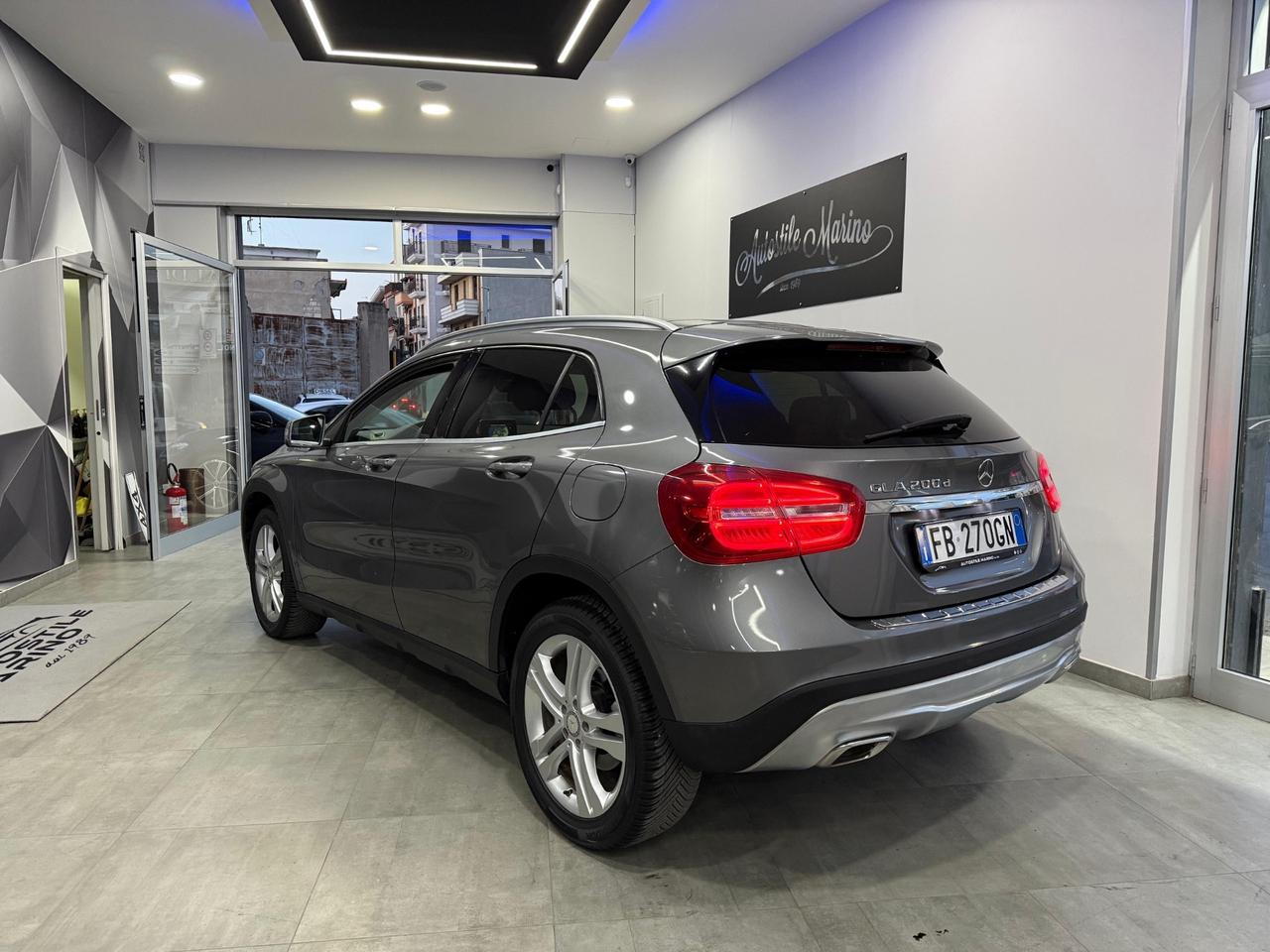 Mercedes-benz GLA 200 d Sport-2015