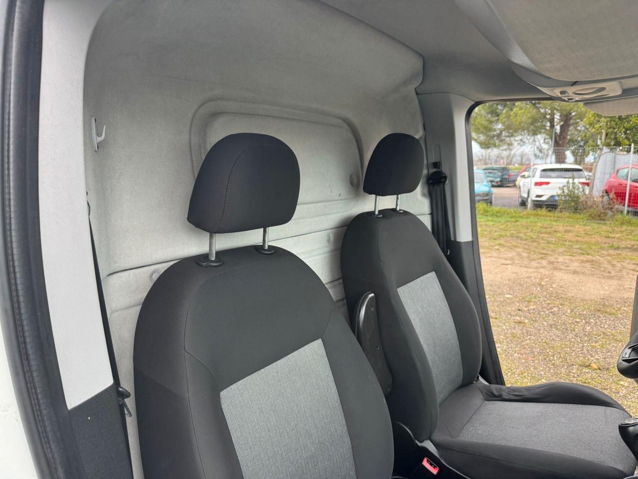 Fiat Doblo cargo 1.3 mjet 2019 SOLO 140.000 KM