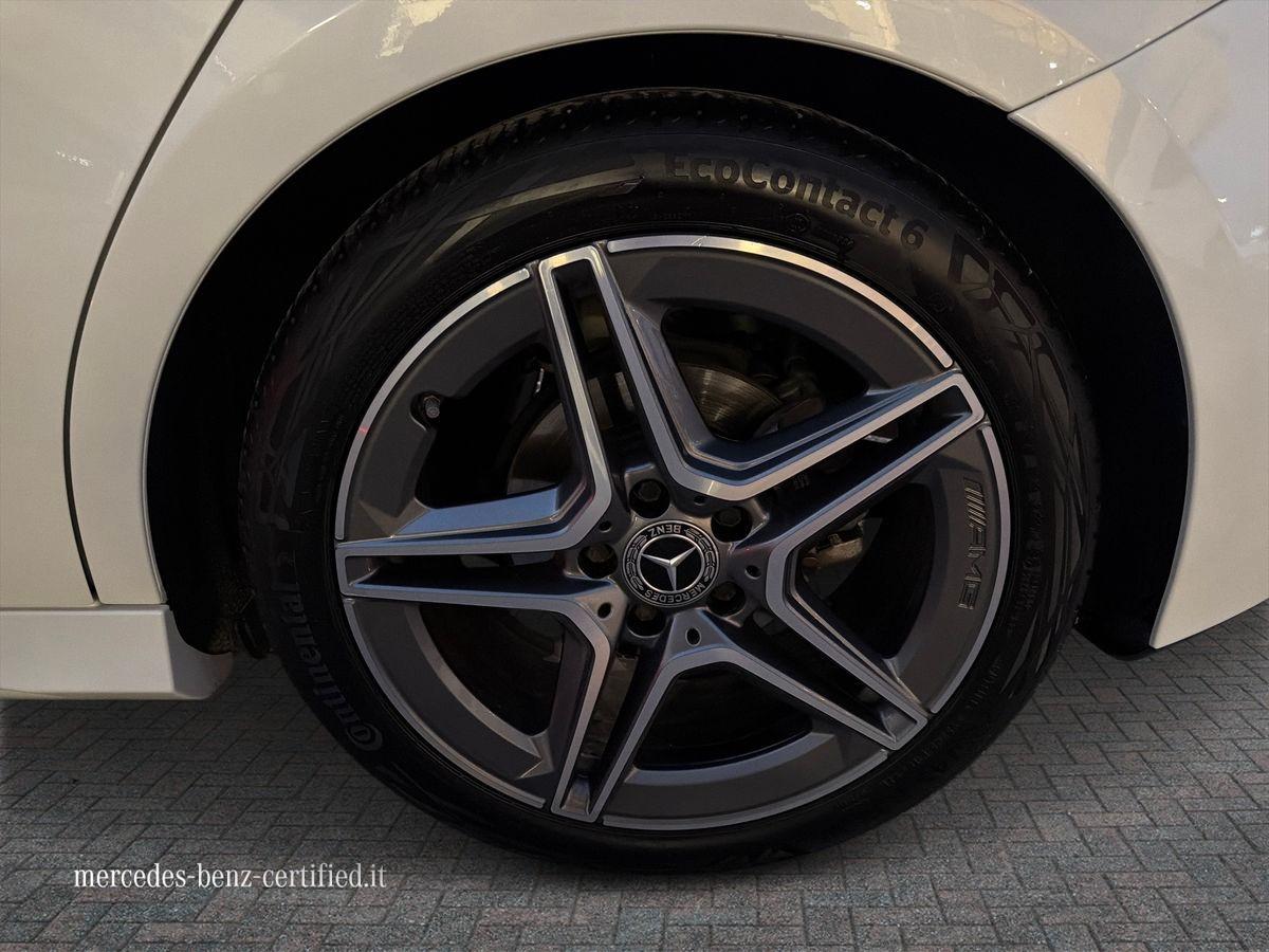 Mercedes-Benz A 180 Premium auto