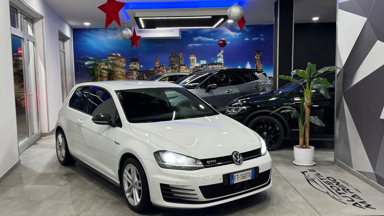 Volkswagen Golf GTD 2.0 TDI 3p.-2015