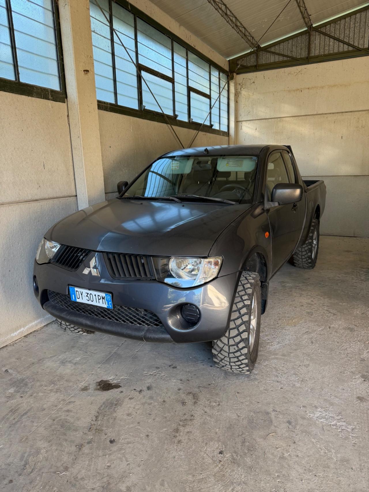 Mitsubishi L200 2.5 DI-D/136CV Single Cab Inform
