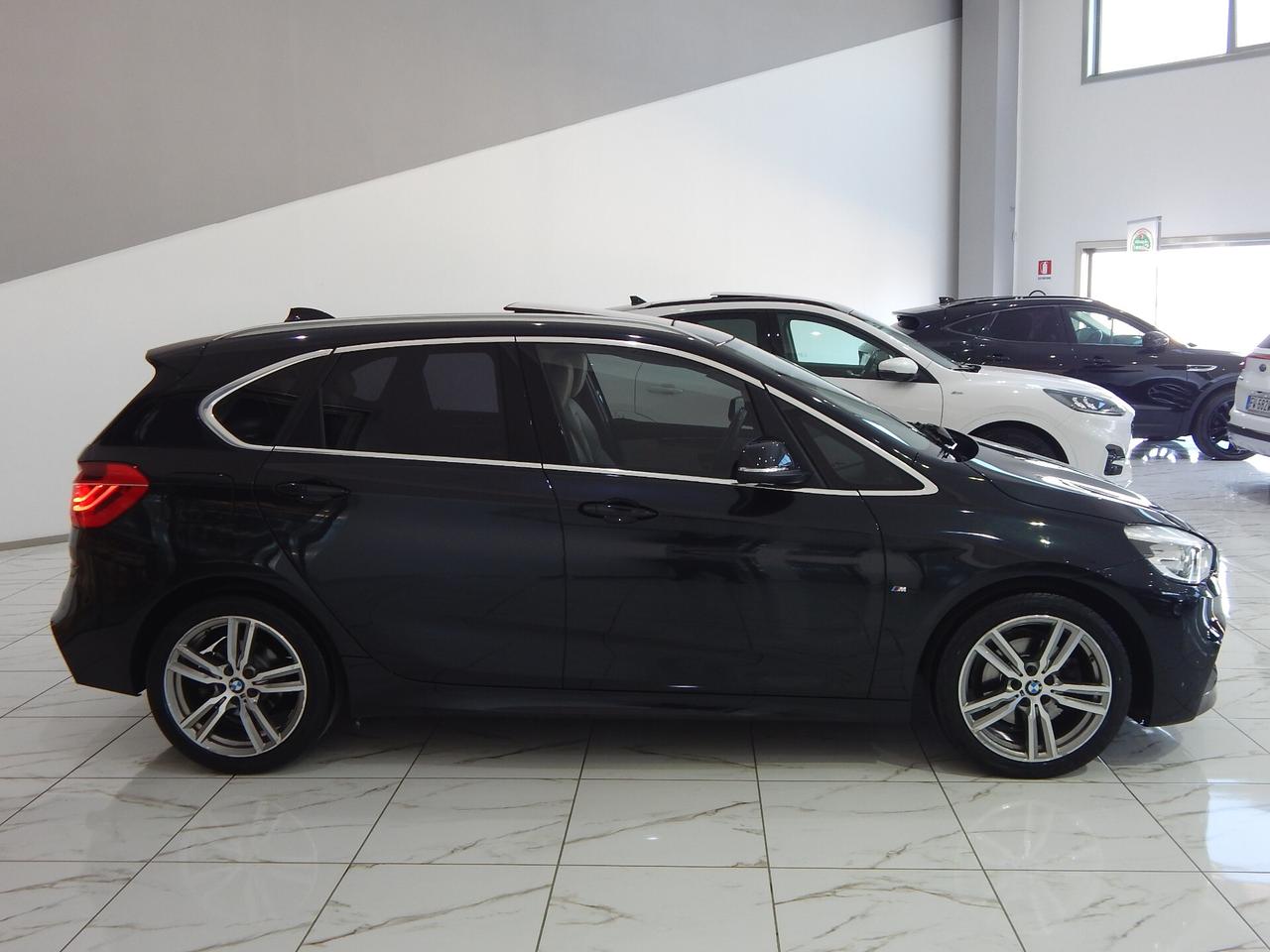 BMW 220 d Active Tourer xdrive MSport TETTO-NAVI-PELLE-LED