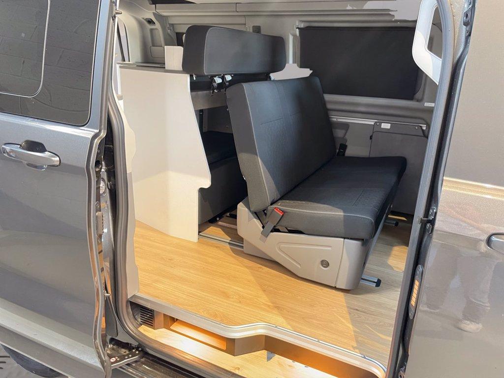 FORD Transit Custom V710 2.0 ecoblue 170cv Nugget V710 320 L1H1 M1 Titanium 170cv auto del 2025