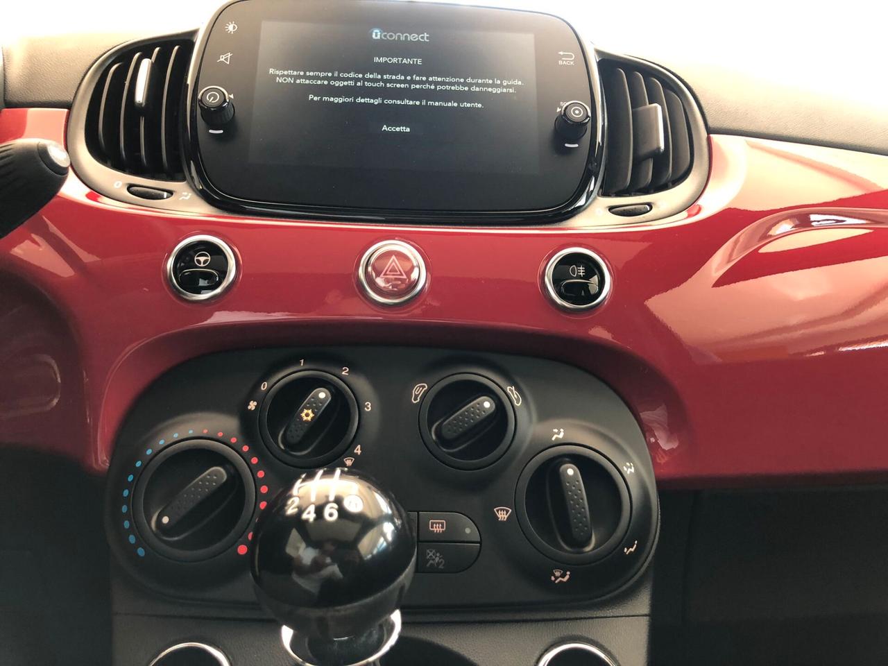Fiat 500 1.0 Hybrid (RED) * 32.000 KM