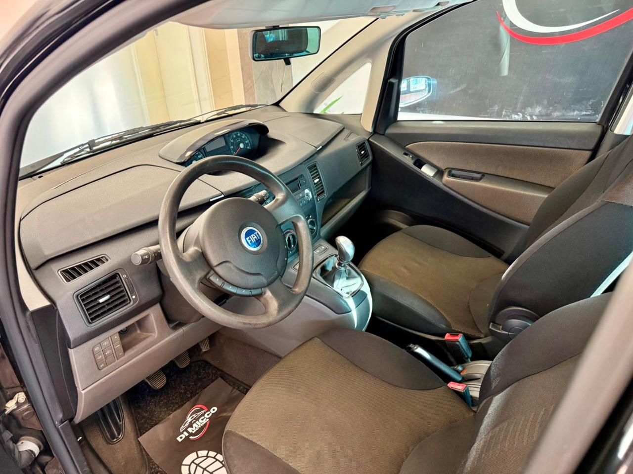 Fiat Idea 1.4 16V Emotion