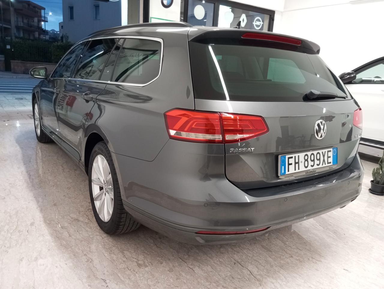 Volkswagen Passat Variant 1.6 TDI Trendline BlueMotion Technology