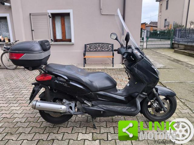YAMAHA X-Max 125 i