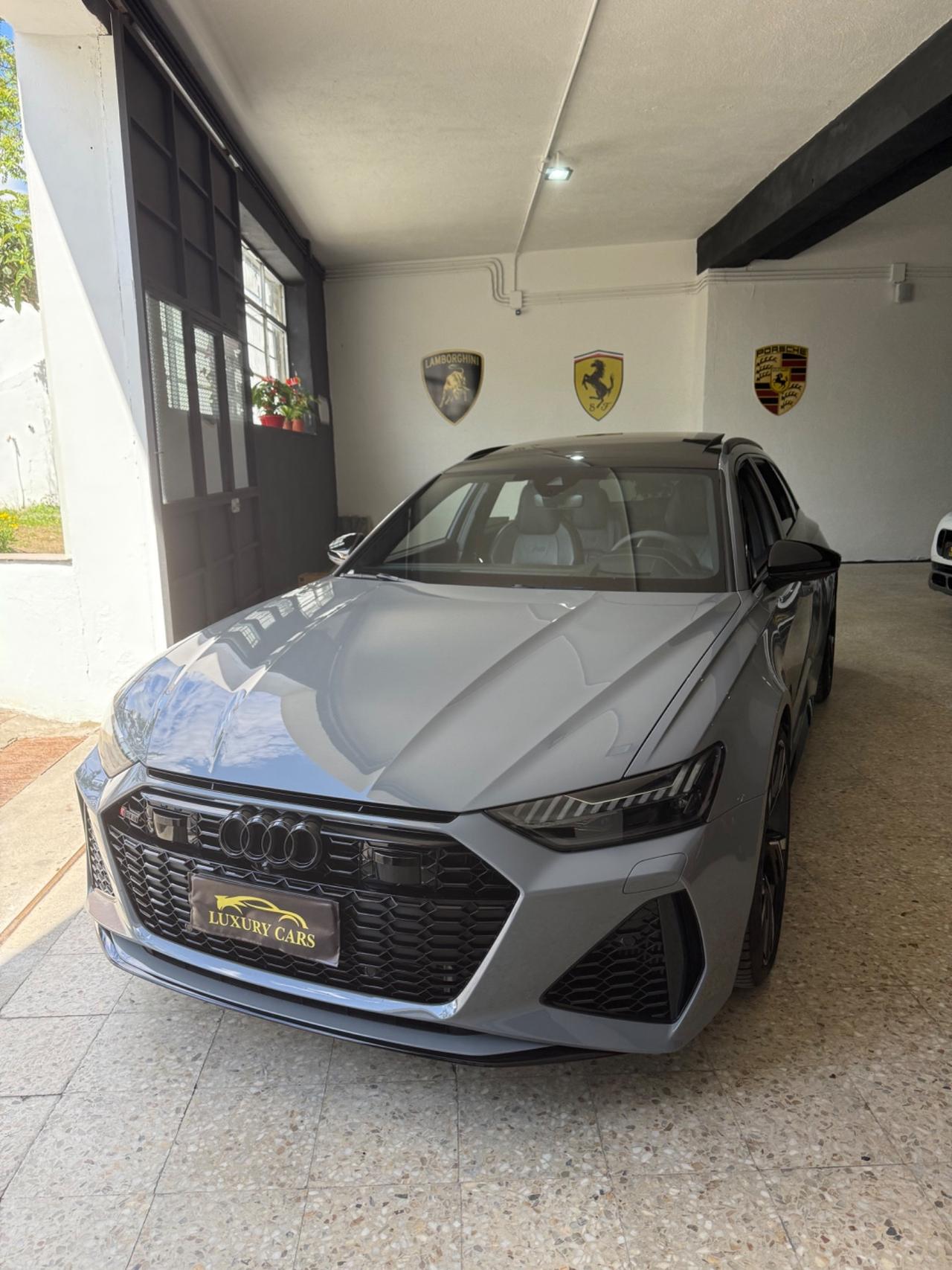 Audi A6 RS 6 Avant 4.0 TFSI V8 QUATTRO STRAFULL
