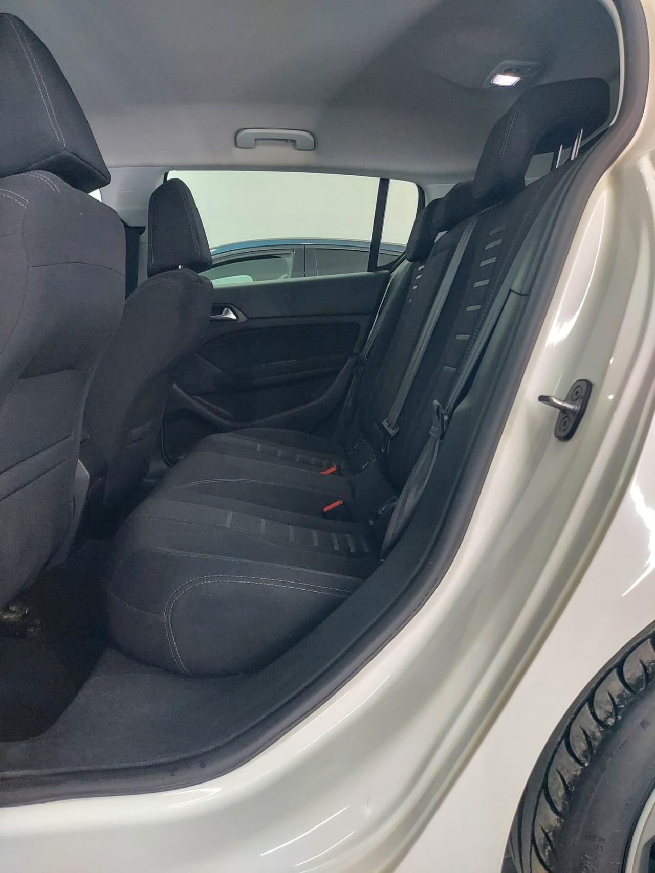 Peugeot 308 1.6 e-HDi 115 CV Stop&Start Allure
