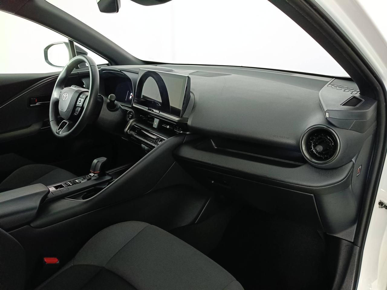 TOYOTA C-HR II 2023 - C-HR 1.8 hev Trend fwd e-cvt