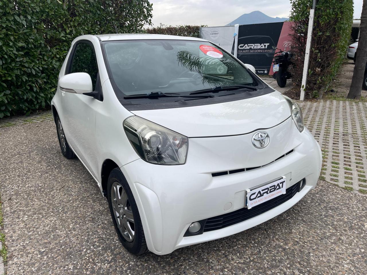 Toyota iQ 1.0 Active (sol) cvt E5