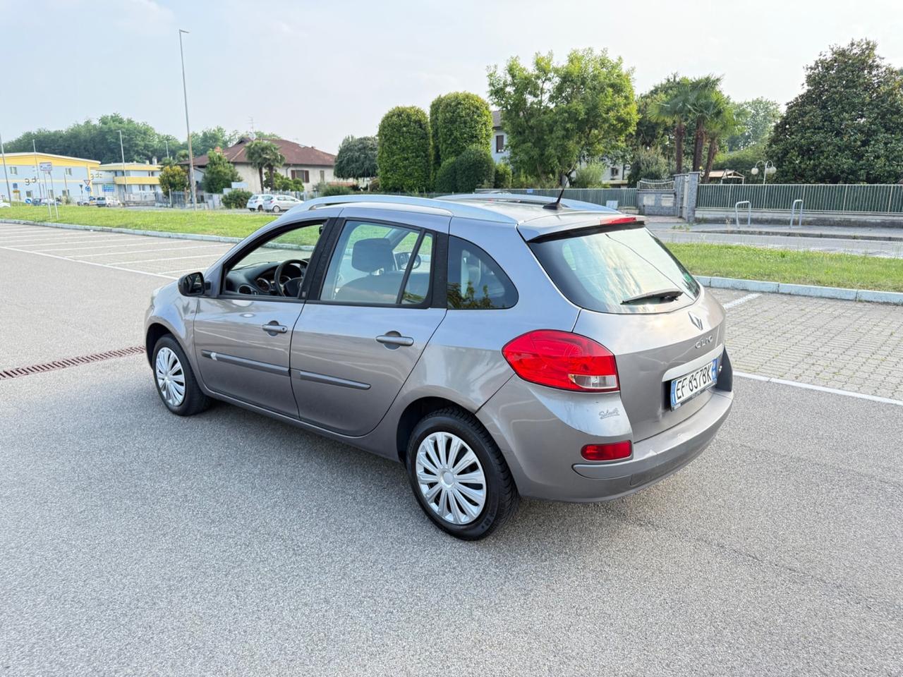 Renault Clio 1.5 dCi 75CV SporTour Navi*Clima*Neopatentati