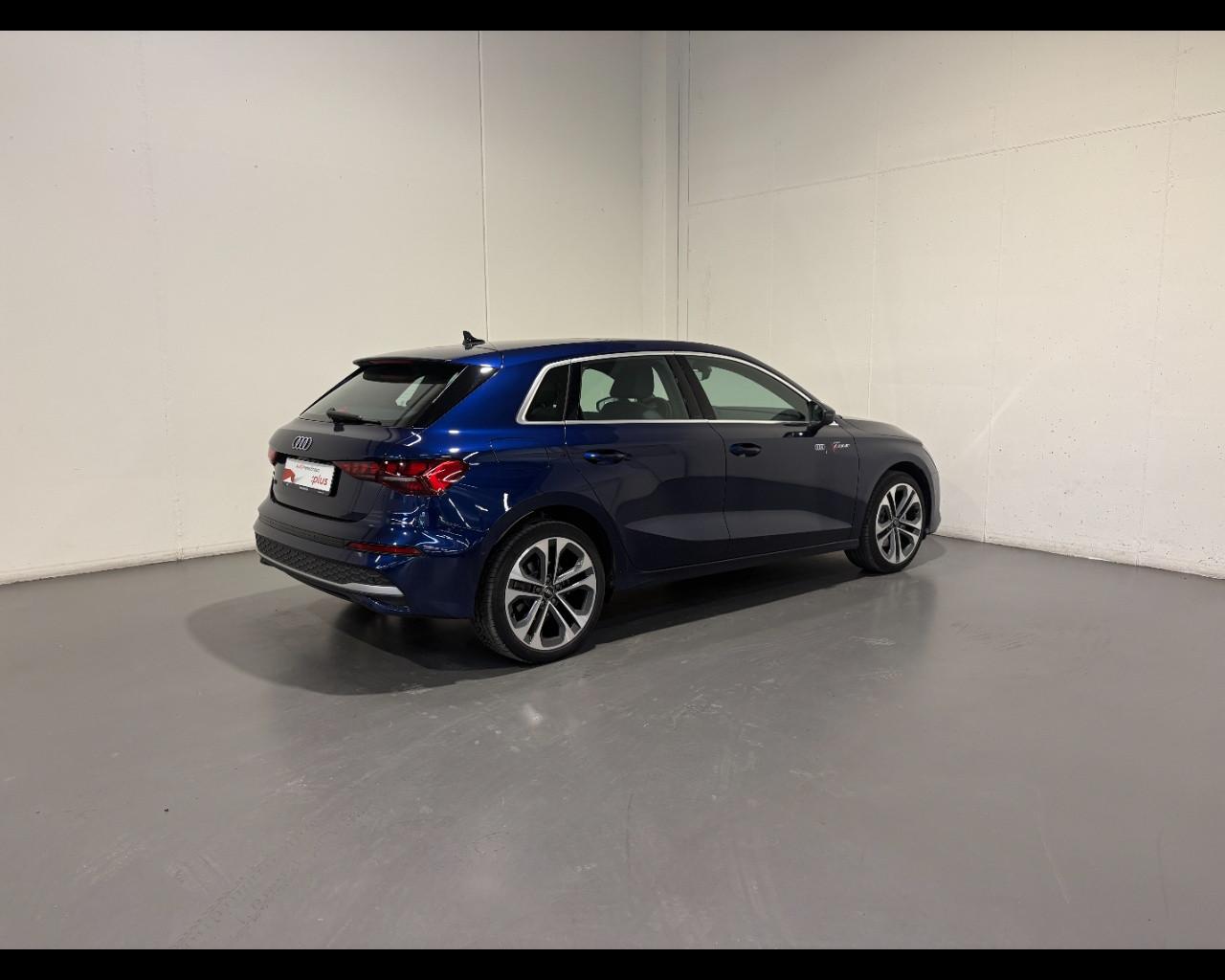 AUDI A3 SPORTBACK 40 TFSIe S-TRONIC