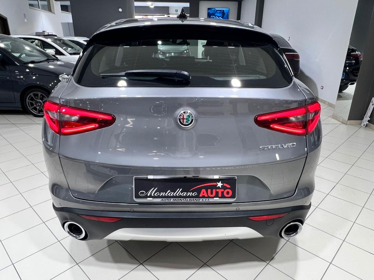 Alfa Romeo Stelvio 2.2 Turbodiesel 160 CV AT8 RWD Business