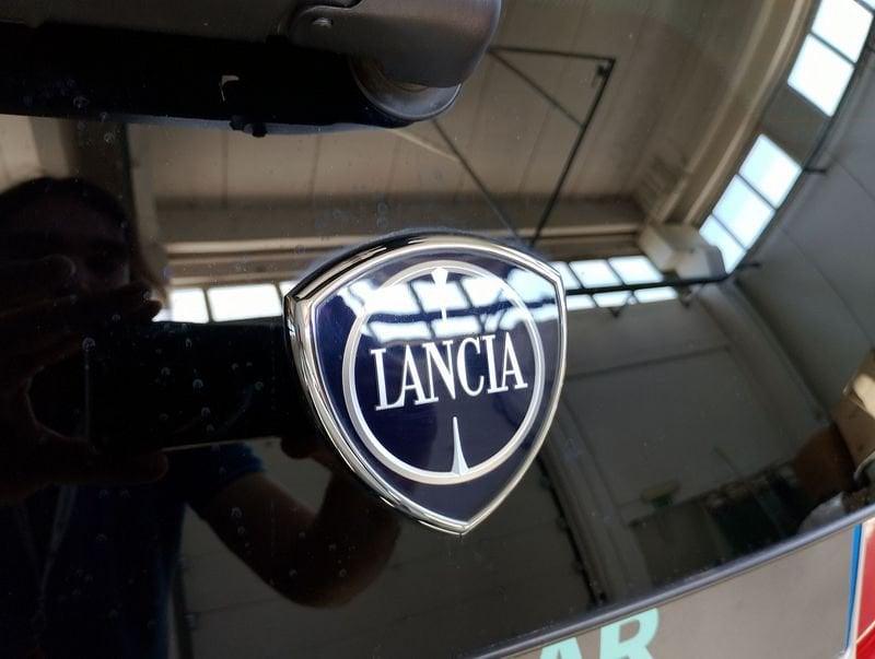 Lancia Ypsilon 1.0 FireFly 5 porte S&S Hybrid Gold Plus