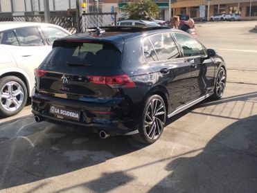 Volkswagen Golf GTI 2.0 TSI DSG