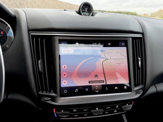 MASERATI Levante MY22 GRANSPORT+TETTO+BLACK PACK+PINZE GIALLE