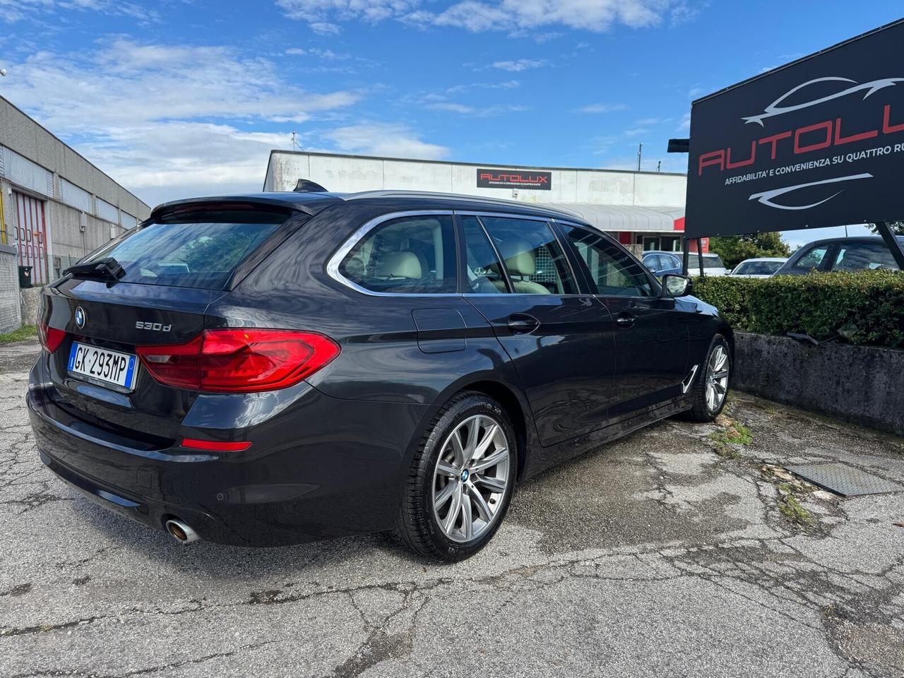 BMW 530d xDrive Touring Sport - IMPECCABILE