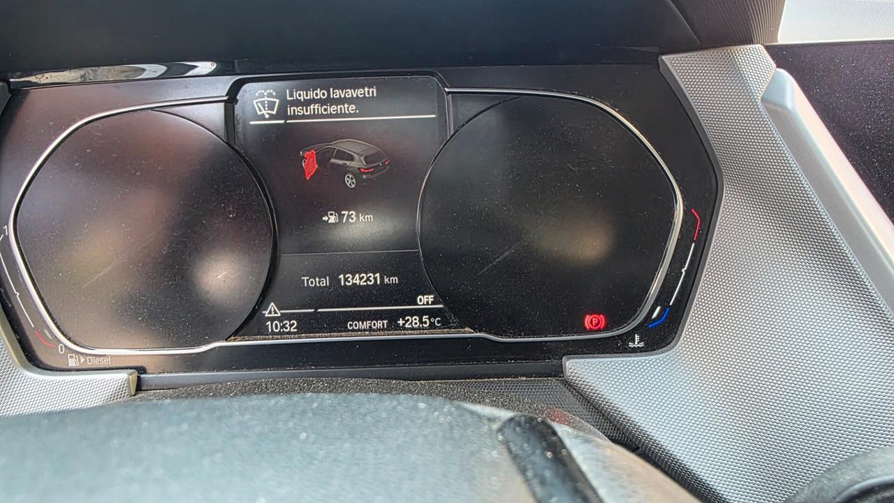 Bmw 116 116d 5p. Business Advantage