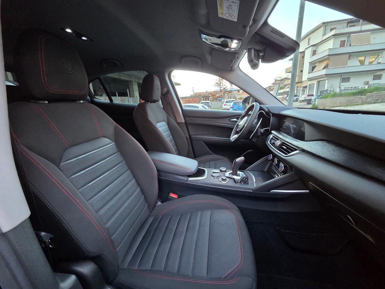 Alfa Romeo Stelvio 2.2 Turbodiesel 160 CV AT8 RWD Business