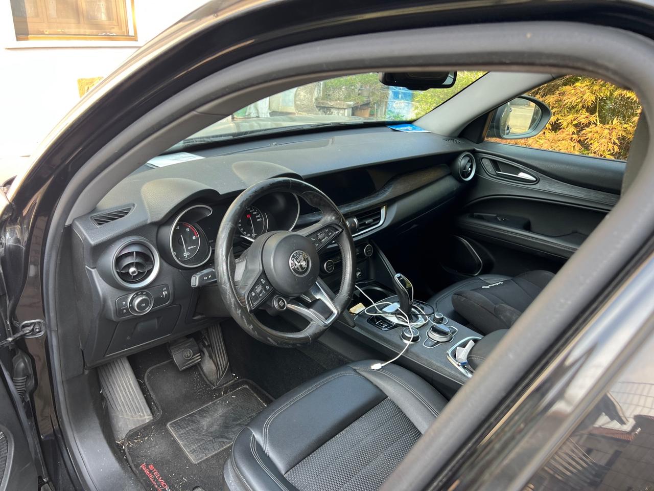 Alfa Romeo Stelvio 2.2 Turbodiesel 210 CV AT8 Q4 Executive