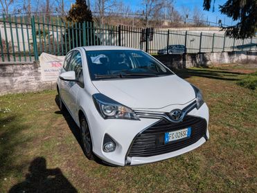 Toyota Yaris 1.3 5 porte Lounge Multidrive S AUTOMATICA