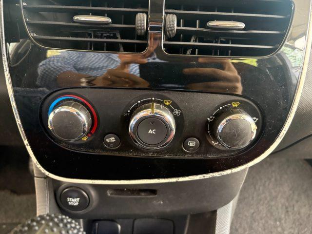 RENAULT Clio 1.2 75CV Wave OK NEOPATENTATI NAVIGATORE