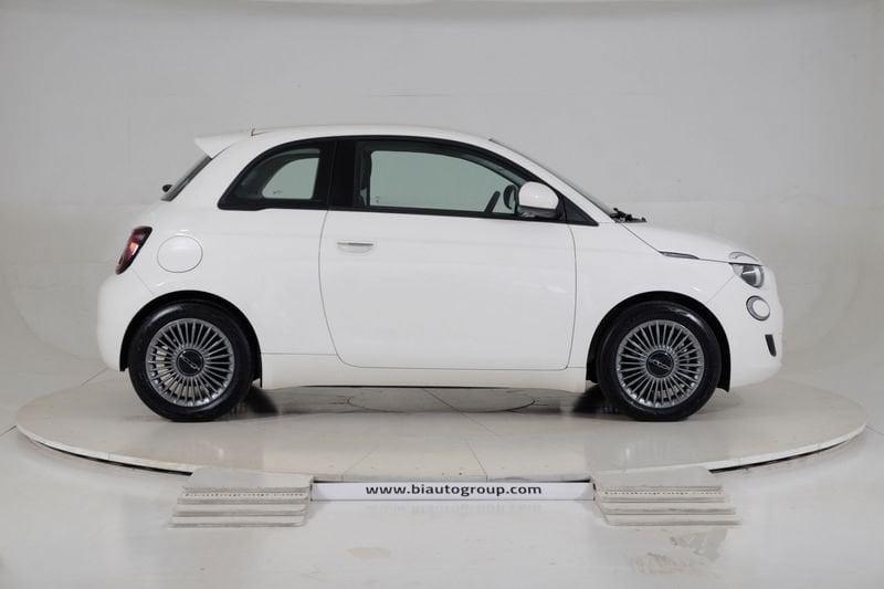 FIAT 500e 42 kWh Icon +