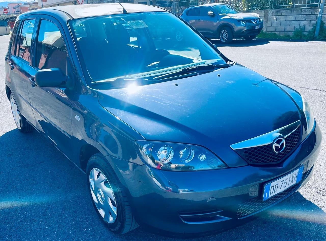 Mazda 2 Mazda2 1.2 16V 5p. !!130.000!!