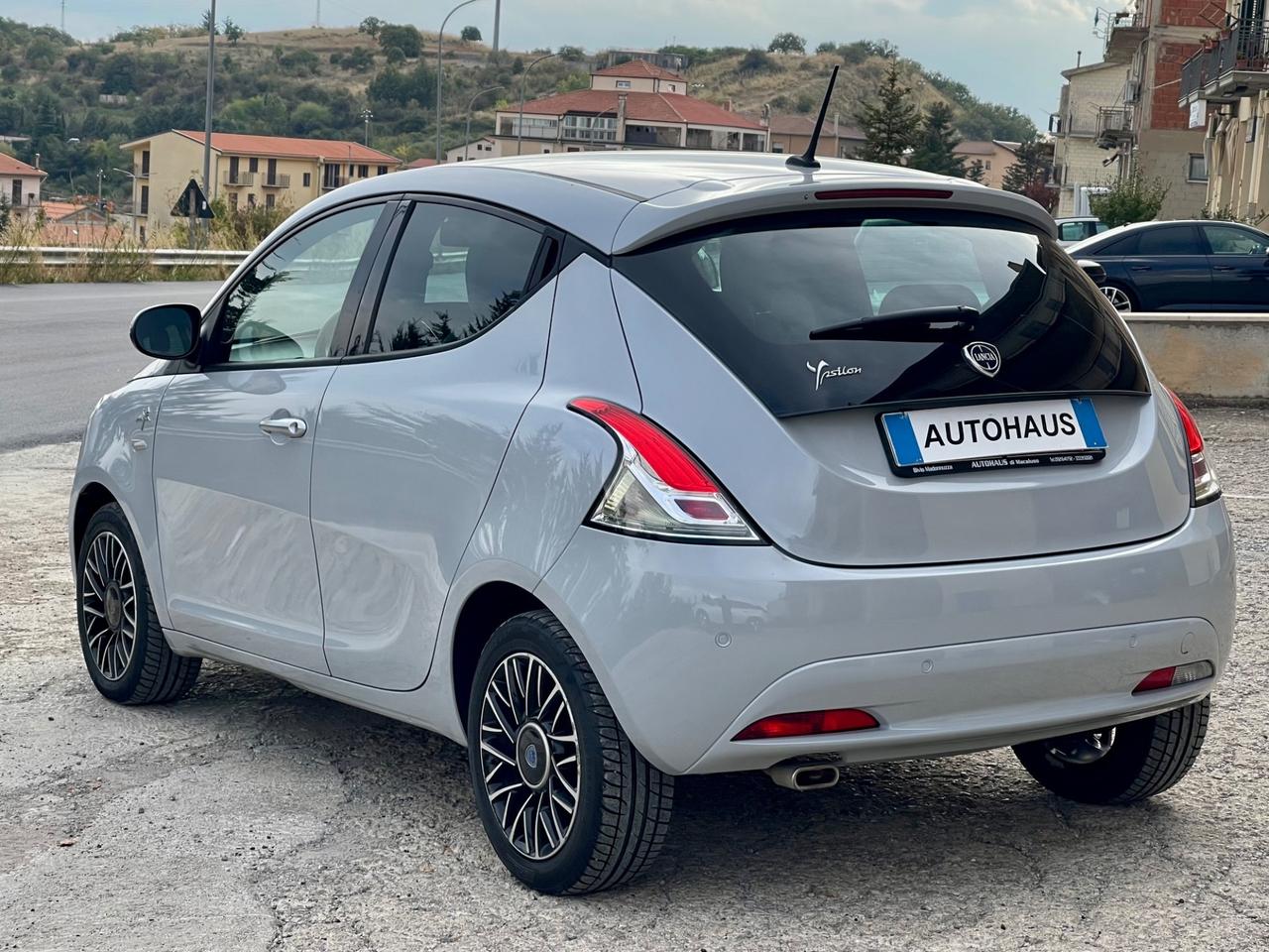 Lancia Ypsilon 1.2 69 CV 5 porte Mya