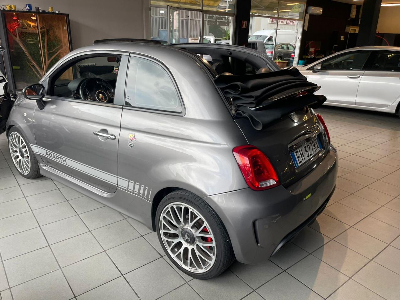 Abarth 500 C 1.4 Turbo T-Jet