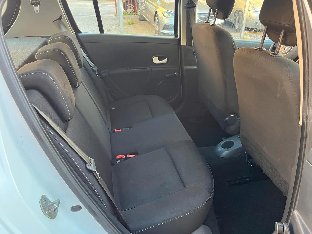Renault Clio 2012 1.5 dCi 75CV 12 MESI DI GARANZIA