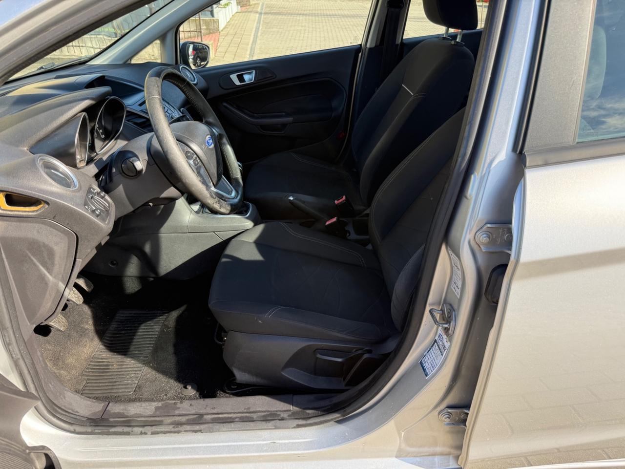 Ford Fiesta 1.5 TDCi 75CV 5 porte Titanium