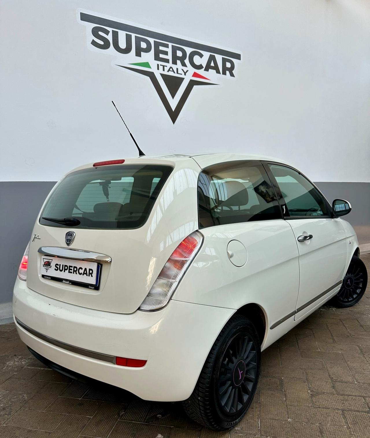 Lancia Ypsilon 1.2 Benz (Euro 5A), neopa, uni propriet, impeccabile
