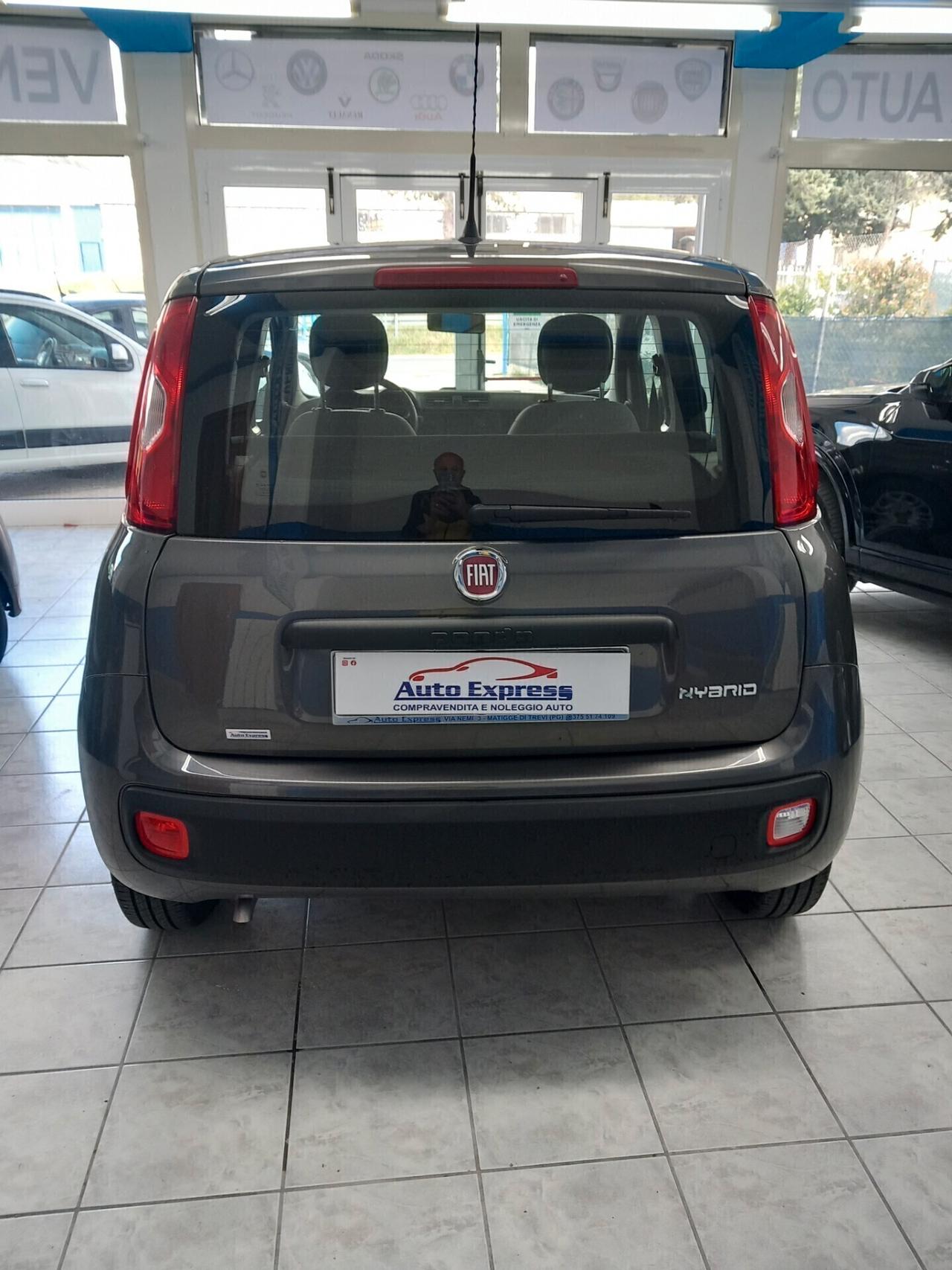 Fiat Panda anno 2022 ibrida benzina 3 mila km