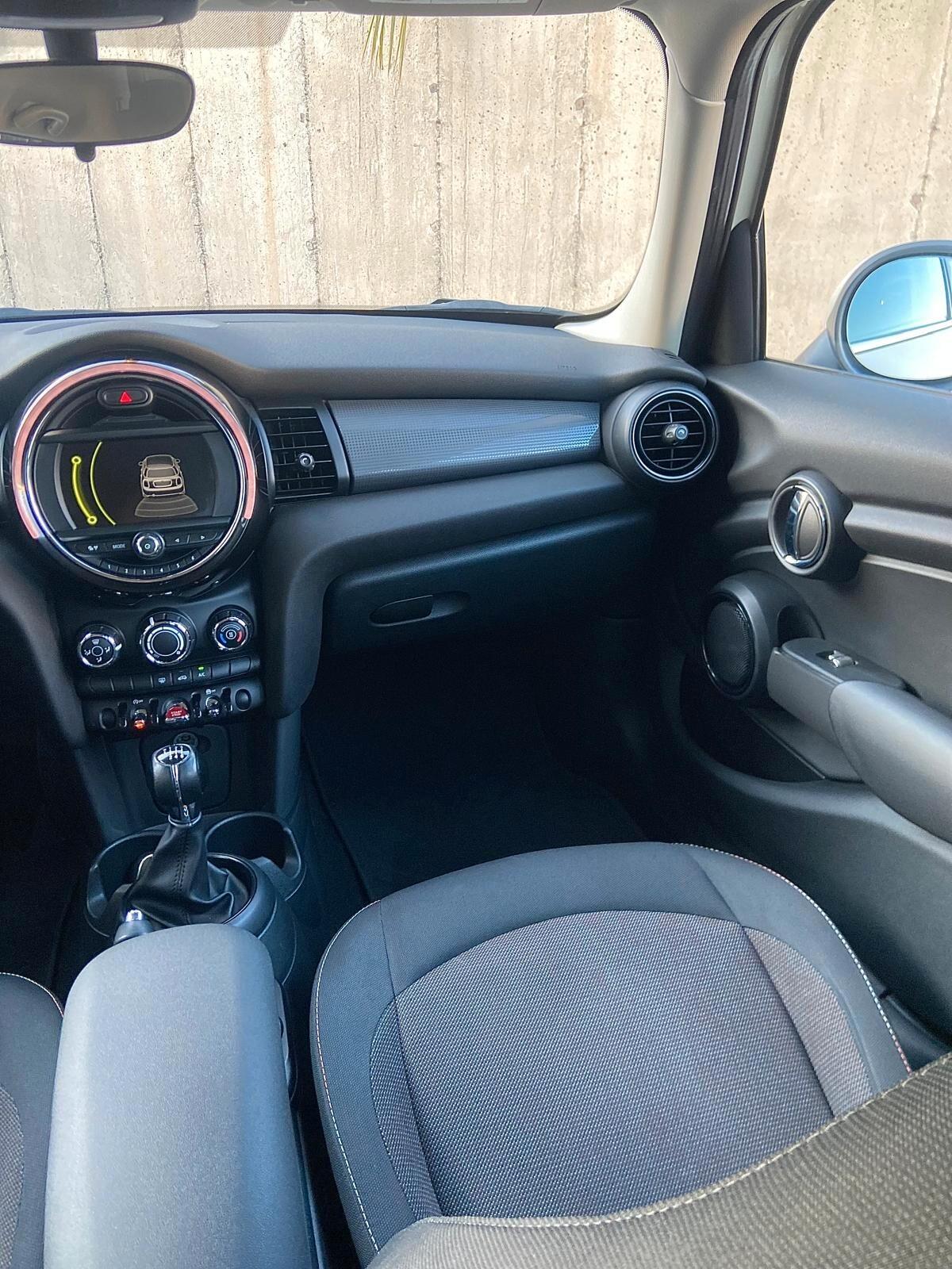 Mini Cooper D 1.5 116cv Hipe 5p