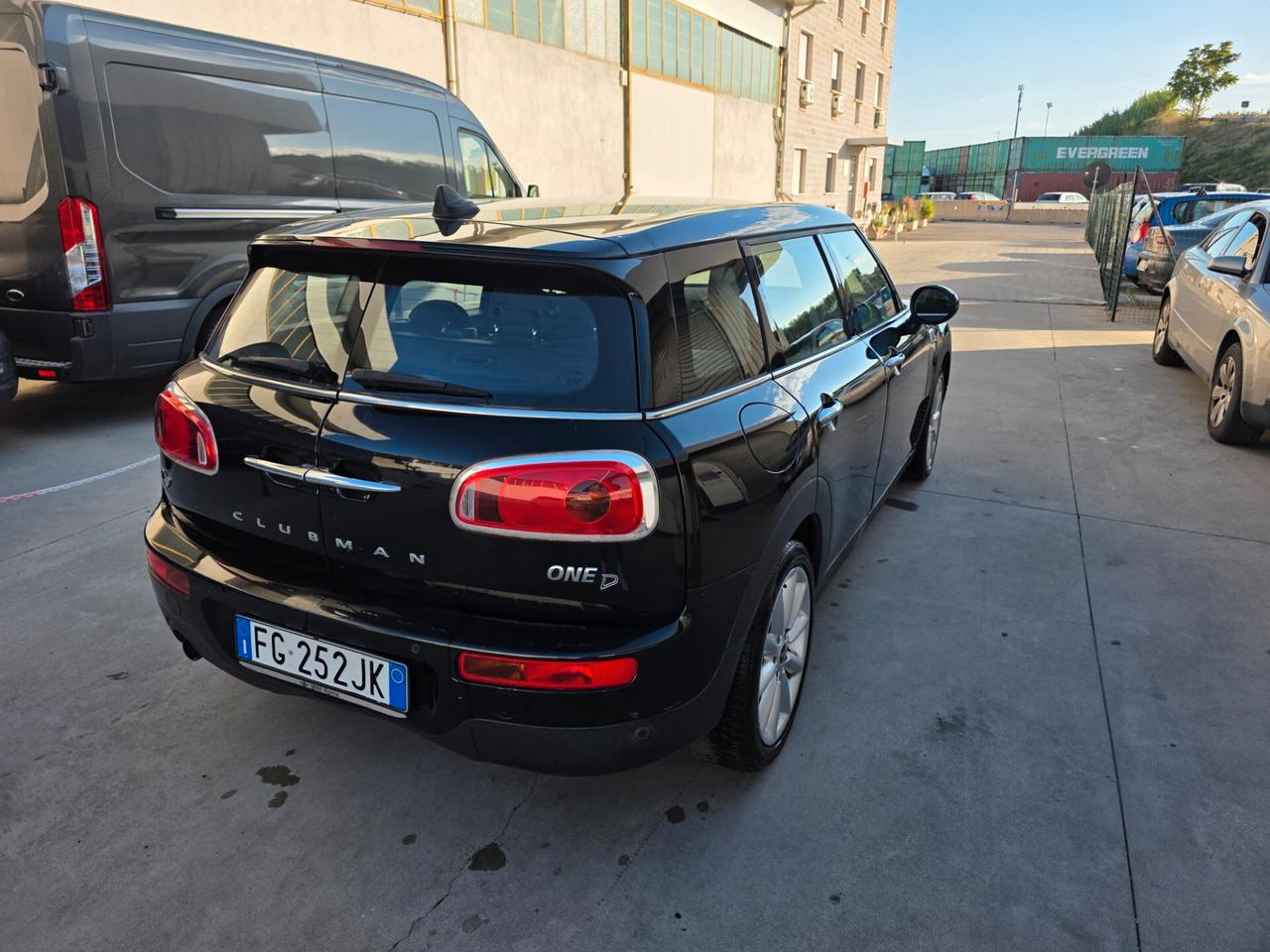 Mini One Clubman 1.5 D Hype km veri