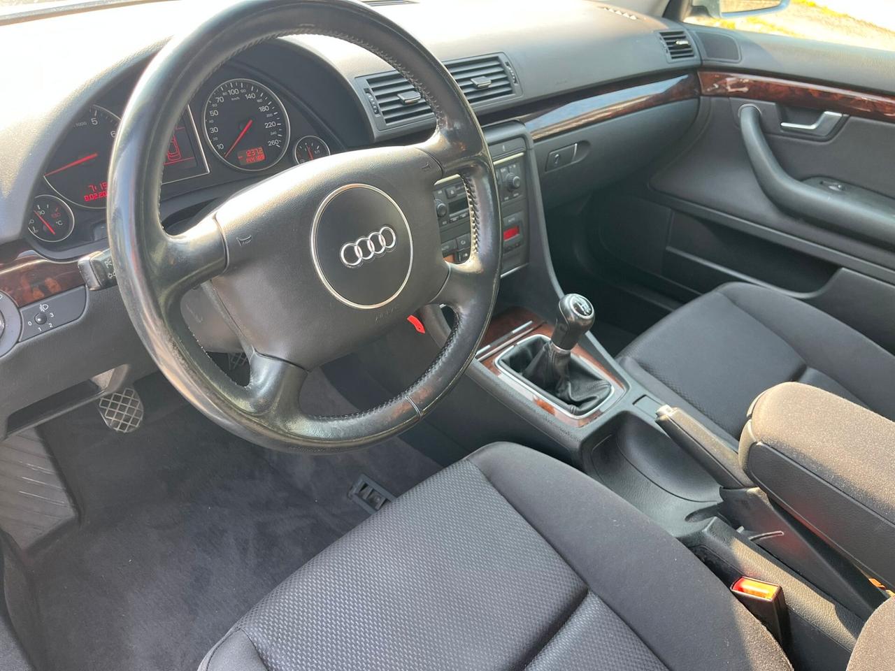Audi A4 2.0 16V FSI BENZINA 140.000 KM